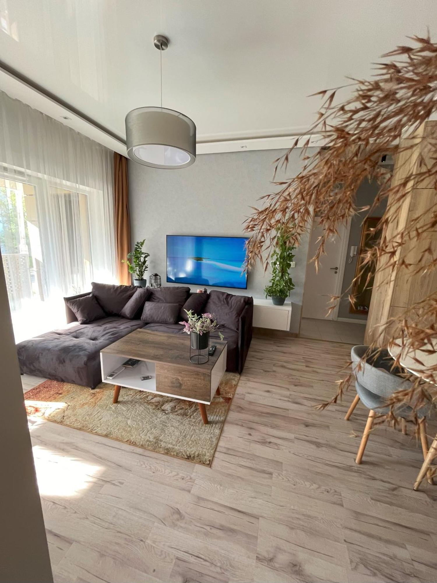 Cozy Apartment Bratislava Exterior photo
