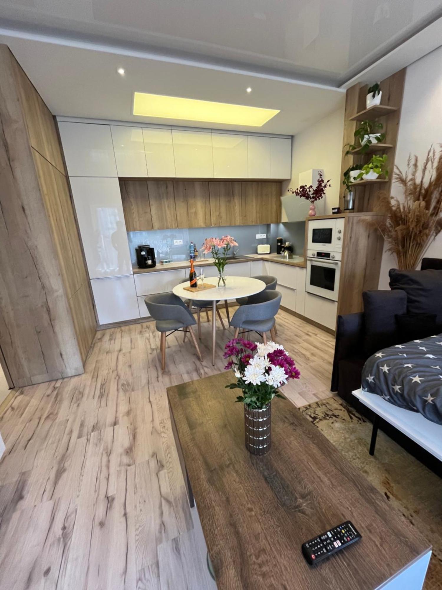 Cozy Apartment Bratislava Exterior photo